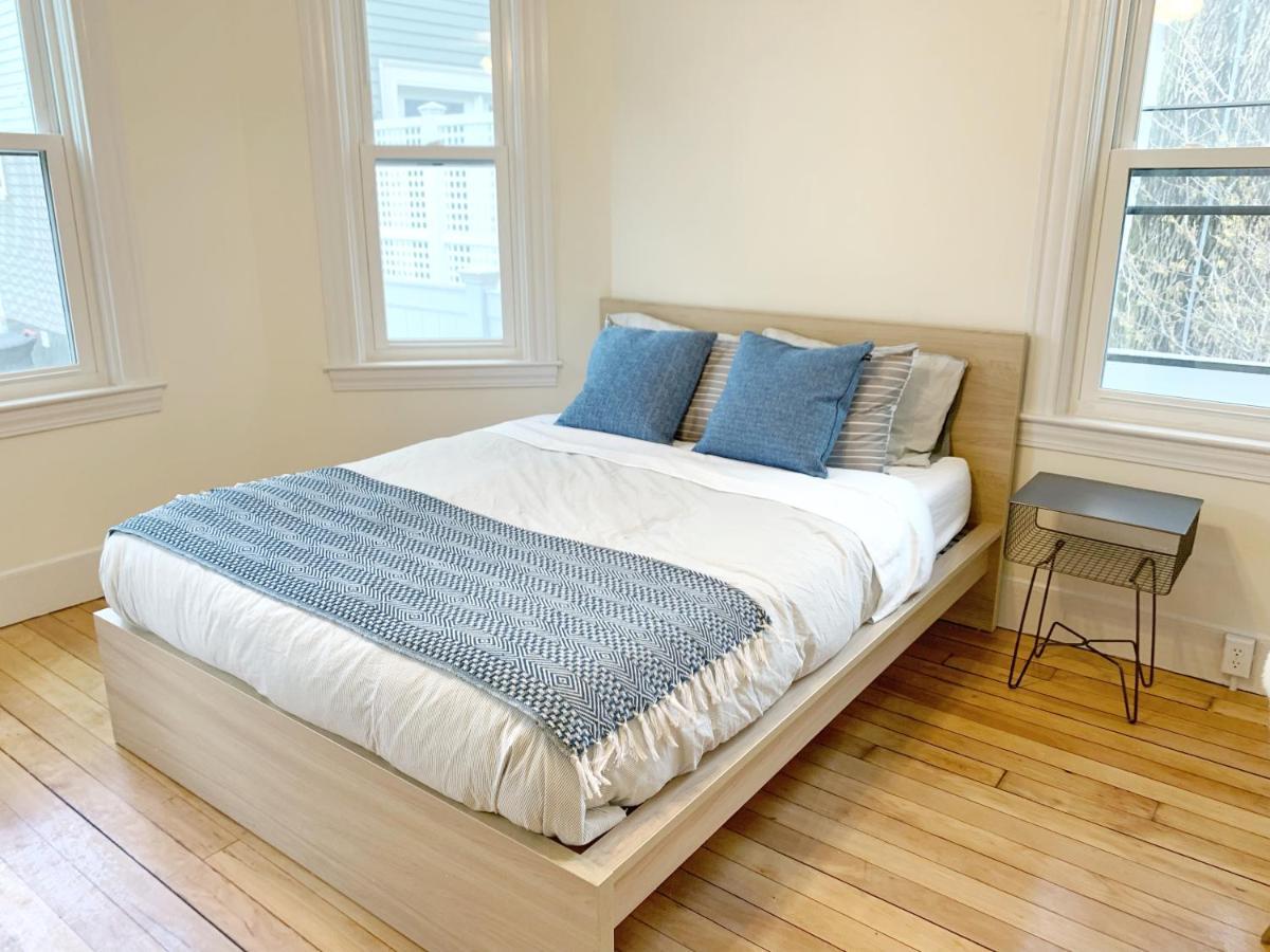 4 Bedroom Condo At Harvard Square And Harvard University Кембридж Экстерьер фото
